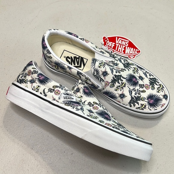 VANS | Classic Slip-On Paradise Floral Shoes - Picture 5 of 10